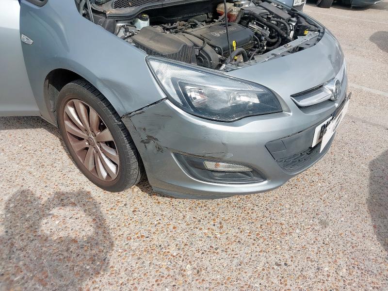 2015 VAUXHALL ASTRA 1.6I 16V DESIGN 5DR