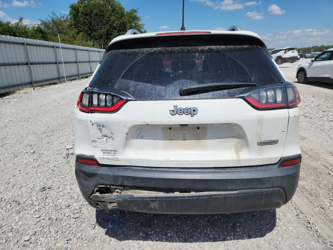 2019 Jeep Cherokee Latitude VIN: 1C4PJLCB3KD203907 Lot: 70016315