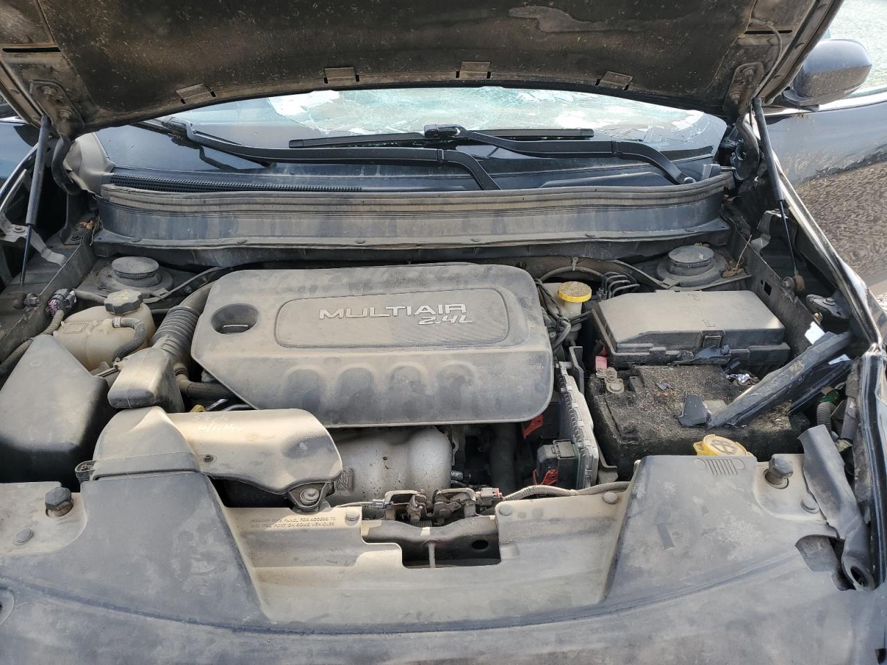 2016 Jeep Cherokee Limited VIN: 1C4PJMDB8GW186571 Lot: 70218235