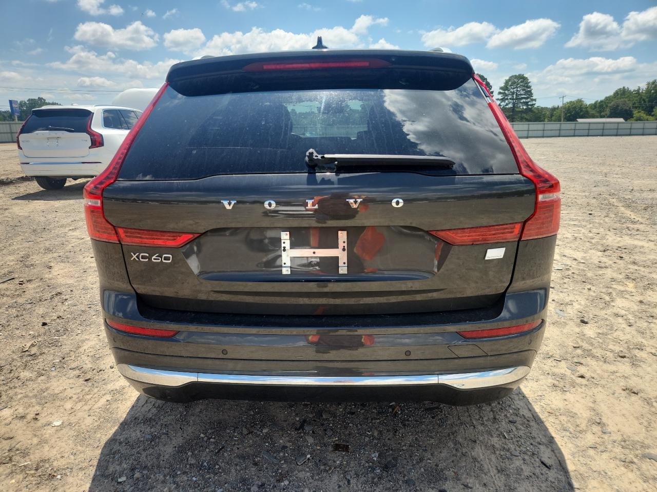 2022 Volvo Xc60 T8 Recharge Inscription VIN: YV4BR0DL0N1962512 Lot: 85894175