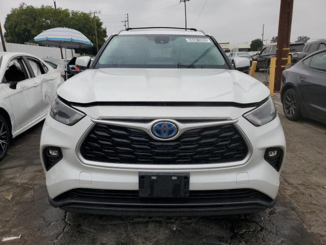  TOYOTA HIGHLANDER 2022 Белы
