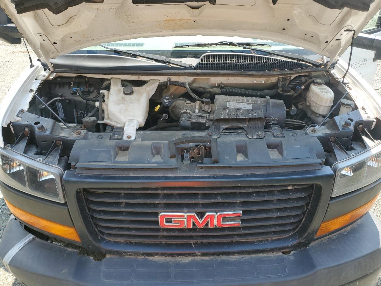 2018 GMC Savana Cut - Trucks Delivery Truck VIN: 7GZ37TCG2JN008224 Lot: 68621635