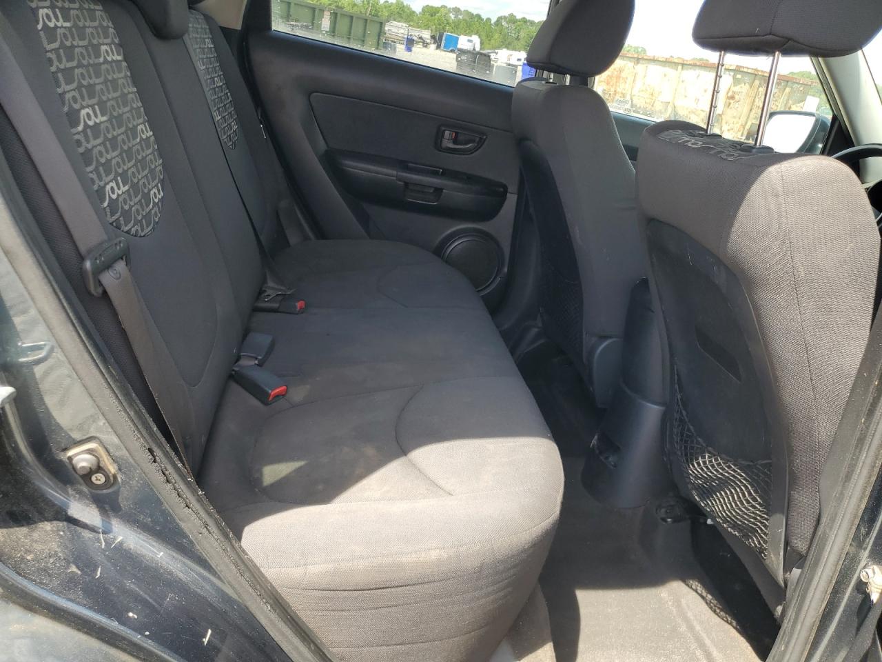 2011 Kia Soul + VIN: KNDJT2A25B7232658 Lot: 68711315