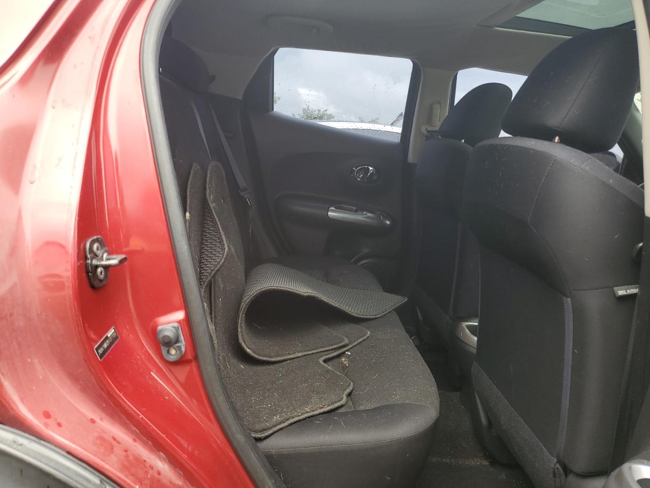 2011 Nissan Juke S VIN: JN8AF5MR2BT011709 Lot: 71118855