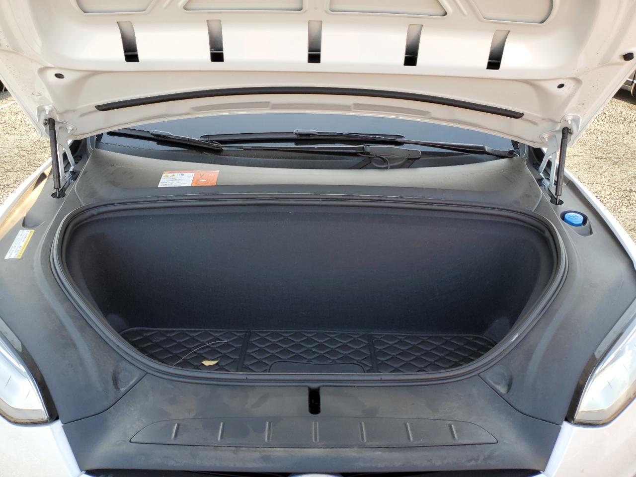 2017 Tesla Model X VIN: 5YJXCBE4XHF042492 Lot: 67553665