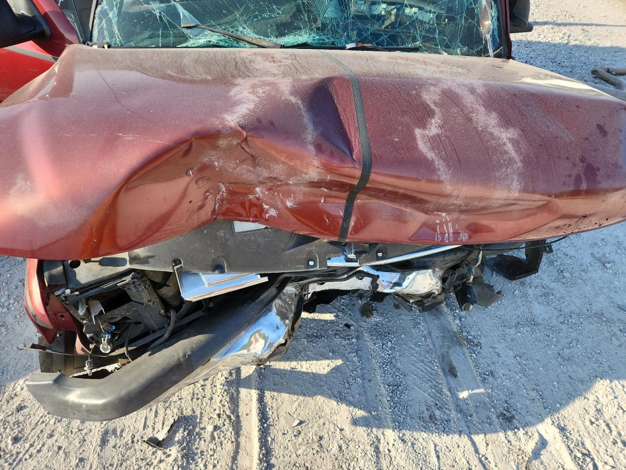 2002 Chevrolet Tahoe K1500 VIN: 1GNEK13V82J167420 Lot: 69050305