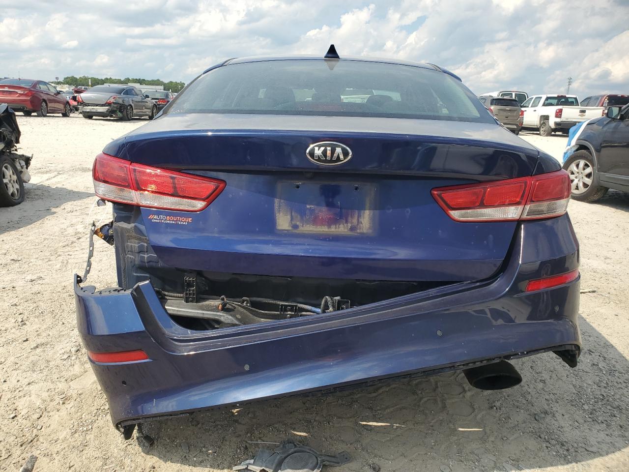 2020 Kia Optima Lx VIN: 5XXGT4L38LG403388 Lot: 70447415