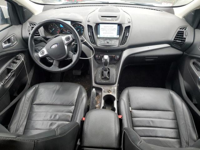 Паркетники FORD ESCAPE 2016 Белы
