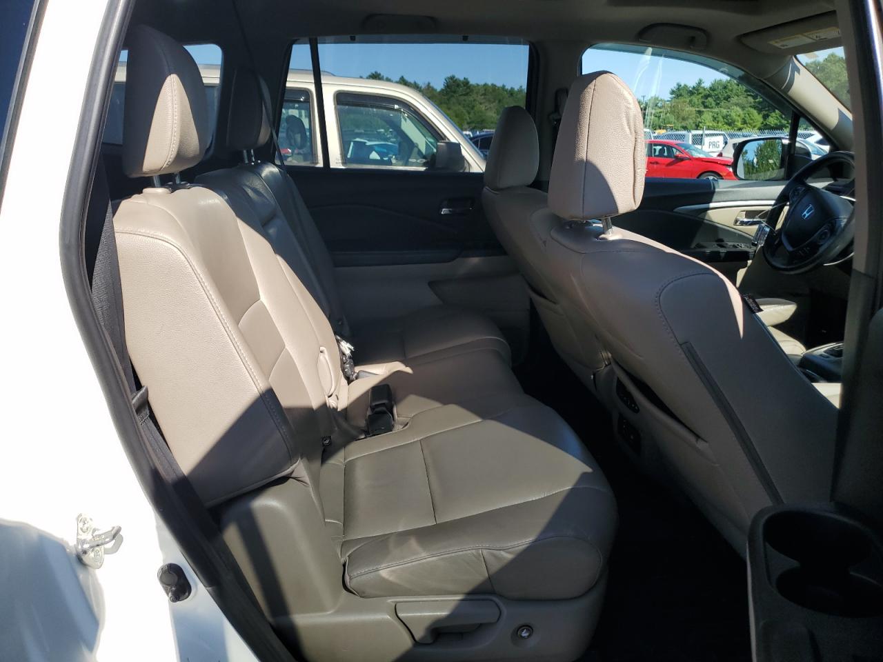 2017 Honda Pilot Exl VIN: 5FNYF6H84HB092533 Lot: 68131025