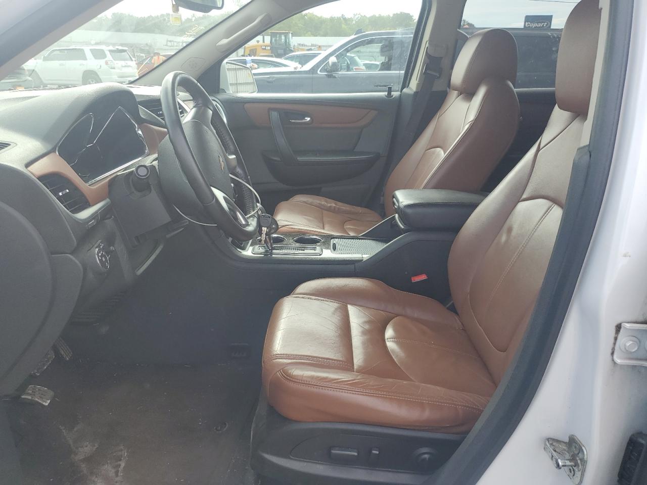 2016 Chevrolet Traverse L VIN: 1GNKRHKD0GJ325255 Lot: 70845725