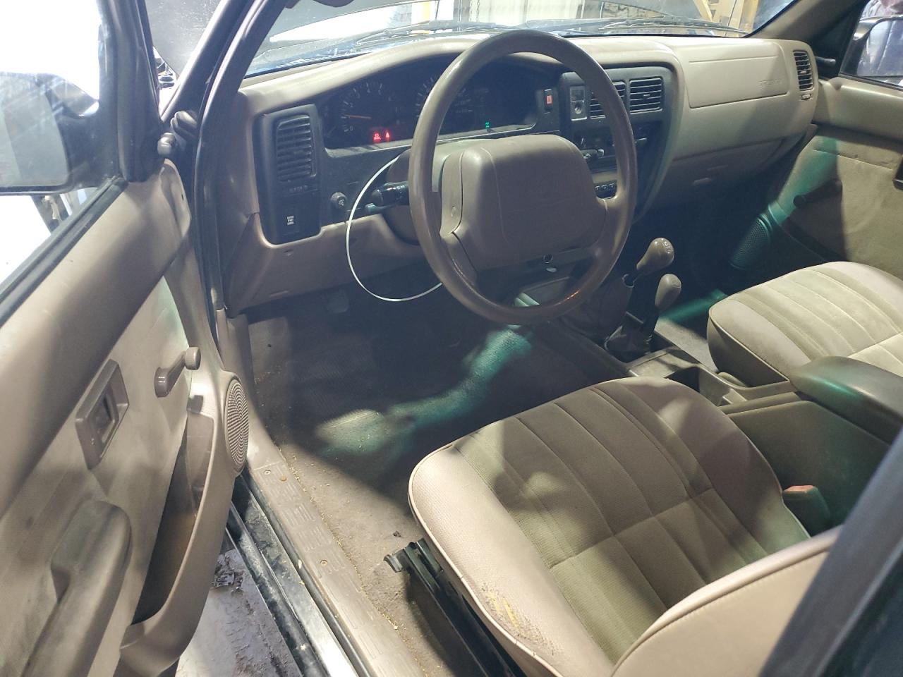 2000 Toyota Tacoma Xtracab VIN: 4TAWM72N9YZ582750 Lot: 68106525