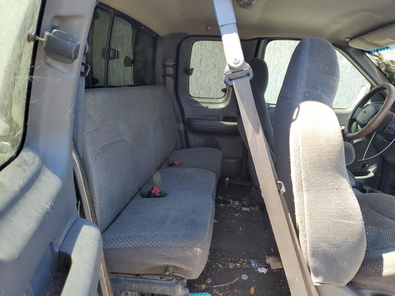 1999 Ford F150 VIN: 1FTRX18W4XNB51812 Lot: 68556055