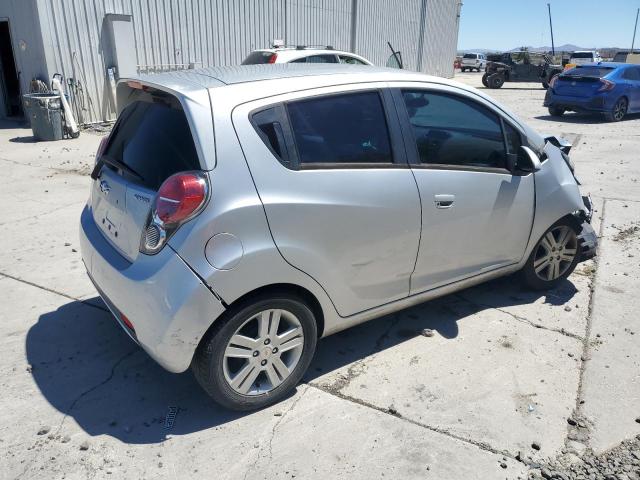  CHEVROLET SPARK 2015 Srebrny