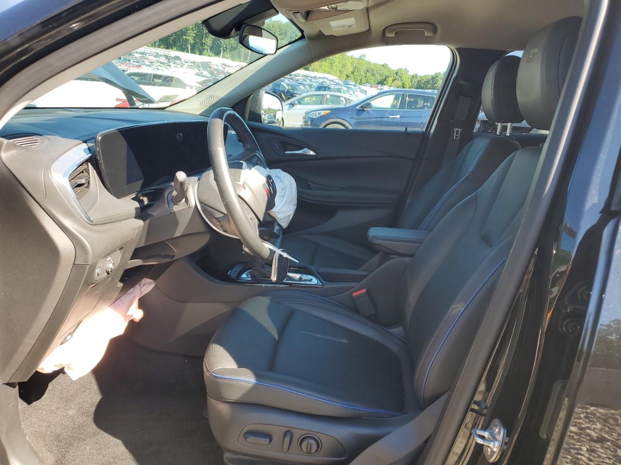 2025 Buick Encore Gx Sport Touring VIN: KL4AMESLXSB004099 Lot: 69850975