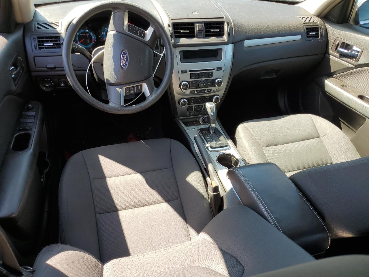 2011 Ford Fusion Se VIN: 3FAHP0HA6BR177432 Lot: 70413925