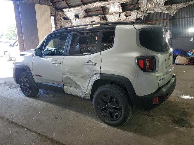  JEEP RENEGADE 2018 Srebrny