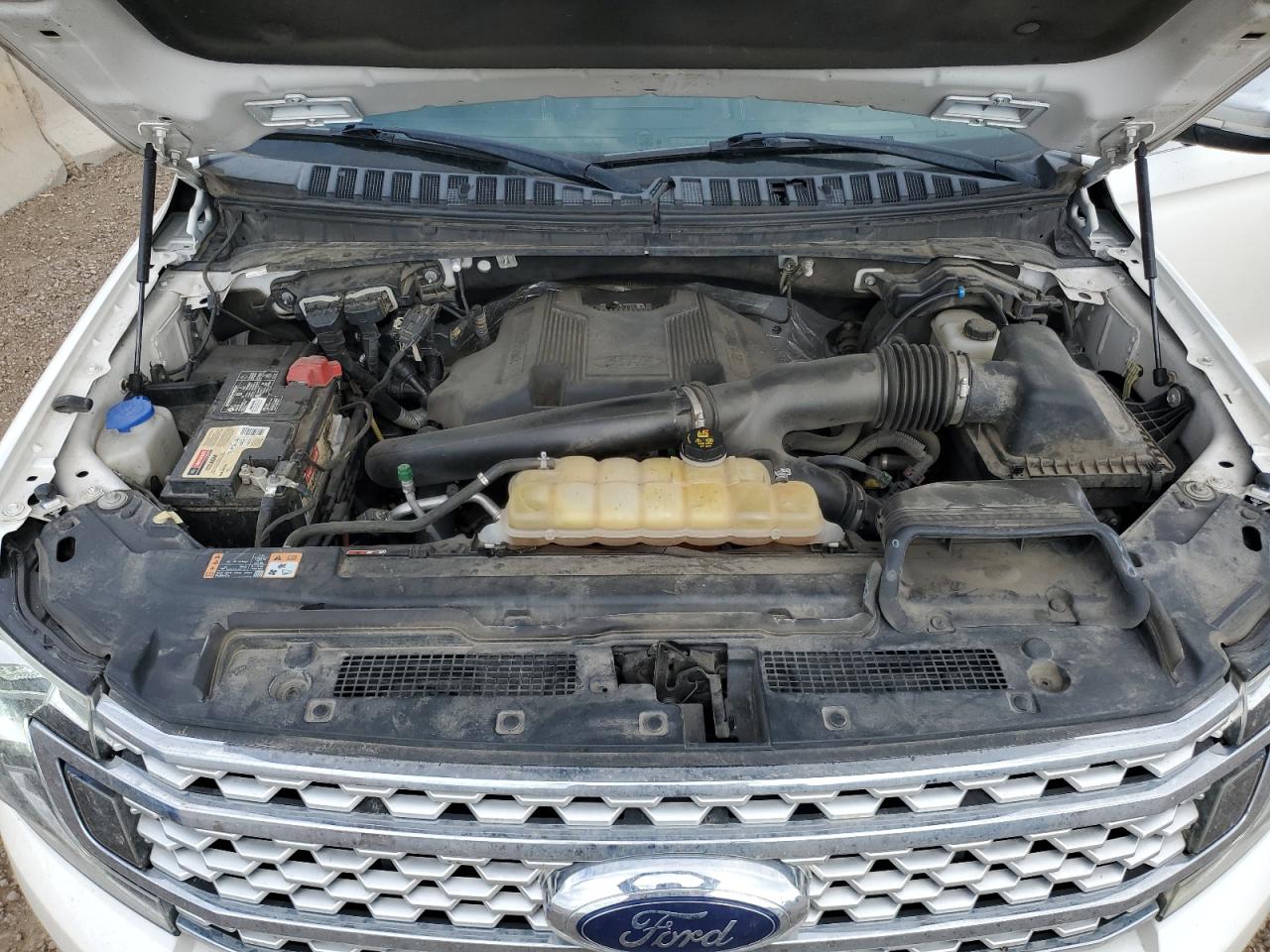 2019 Ford Expedition Platinum VIN: 1FMJU1MT9KEA13835 Lot: 70639695