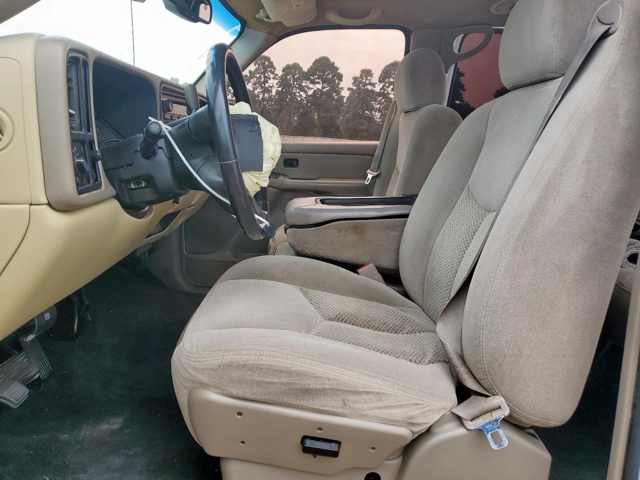 2004 Chevrolet Suburban C1500 VIN: 3GNEC16Z54G338771 Lot: 70651405