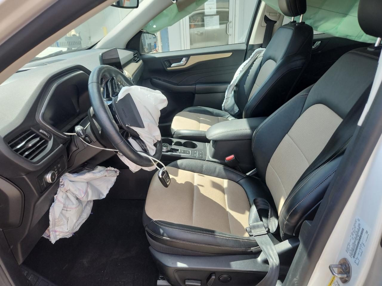 2021 Ford Escape Titanium VIN: 1FMCU9J96MUA33792 Lot: 69869145