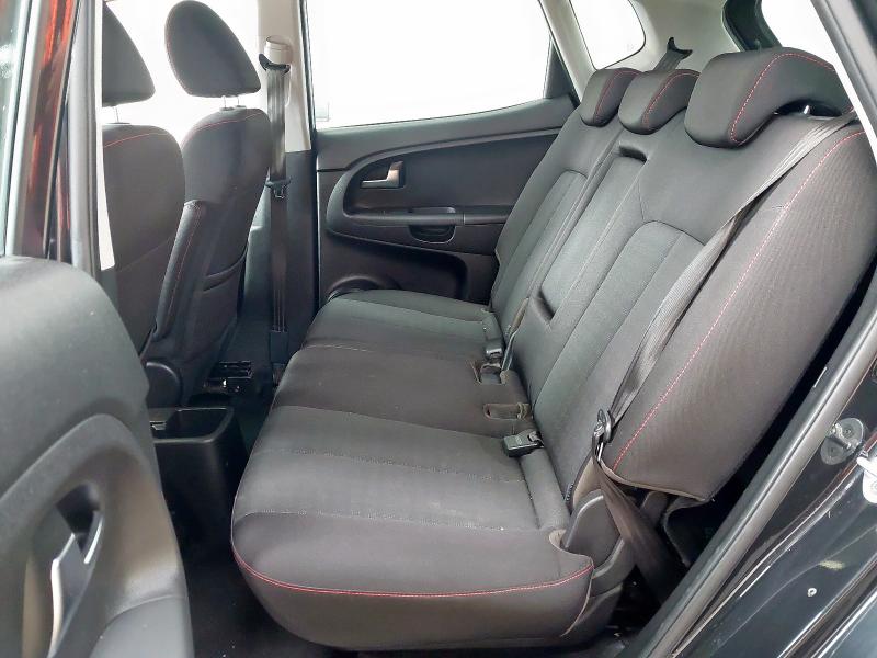 2015 KIA VENGA SR7