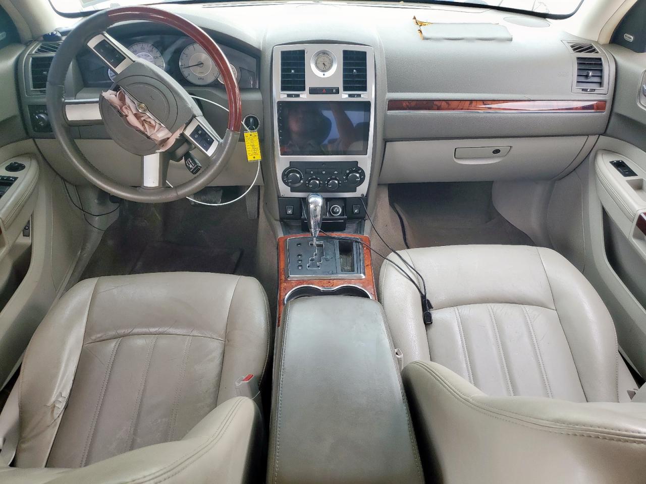 2010 Chrysler 300C VIN: 2C3CK6CT9AH113835 Lot: 69008105