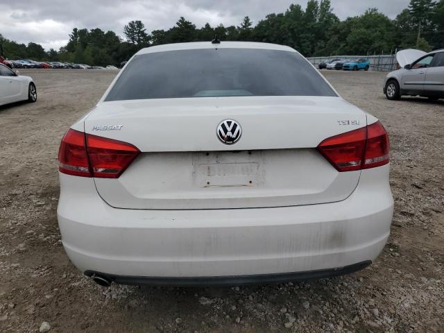 VOLKSWAGEN PASSAT 2015 Biały