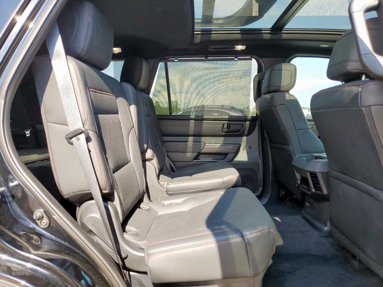 2025 Toyota Sequoia Sr5 VIN: 7SVAAABAXSX051194 Lot: 68188365