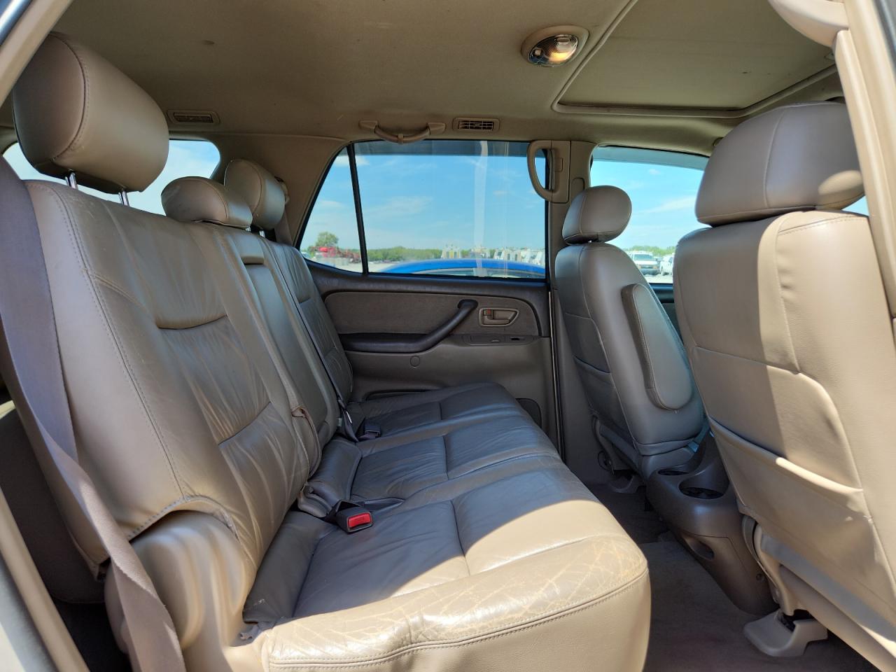 2003 Toyota Sequoia Sr5 VIN: 5TDZT34AX3S146815 Lot: 70168895