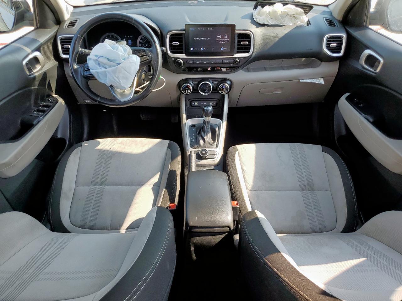 2022 Hyundai Venue Sel VIN: KMHRC8A35NU158951 Lot: 67755615