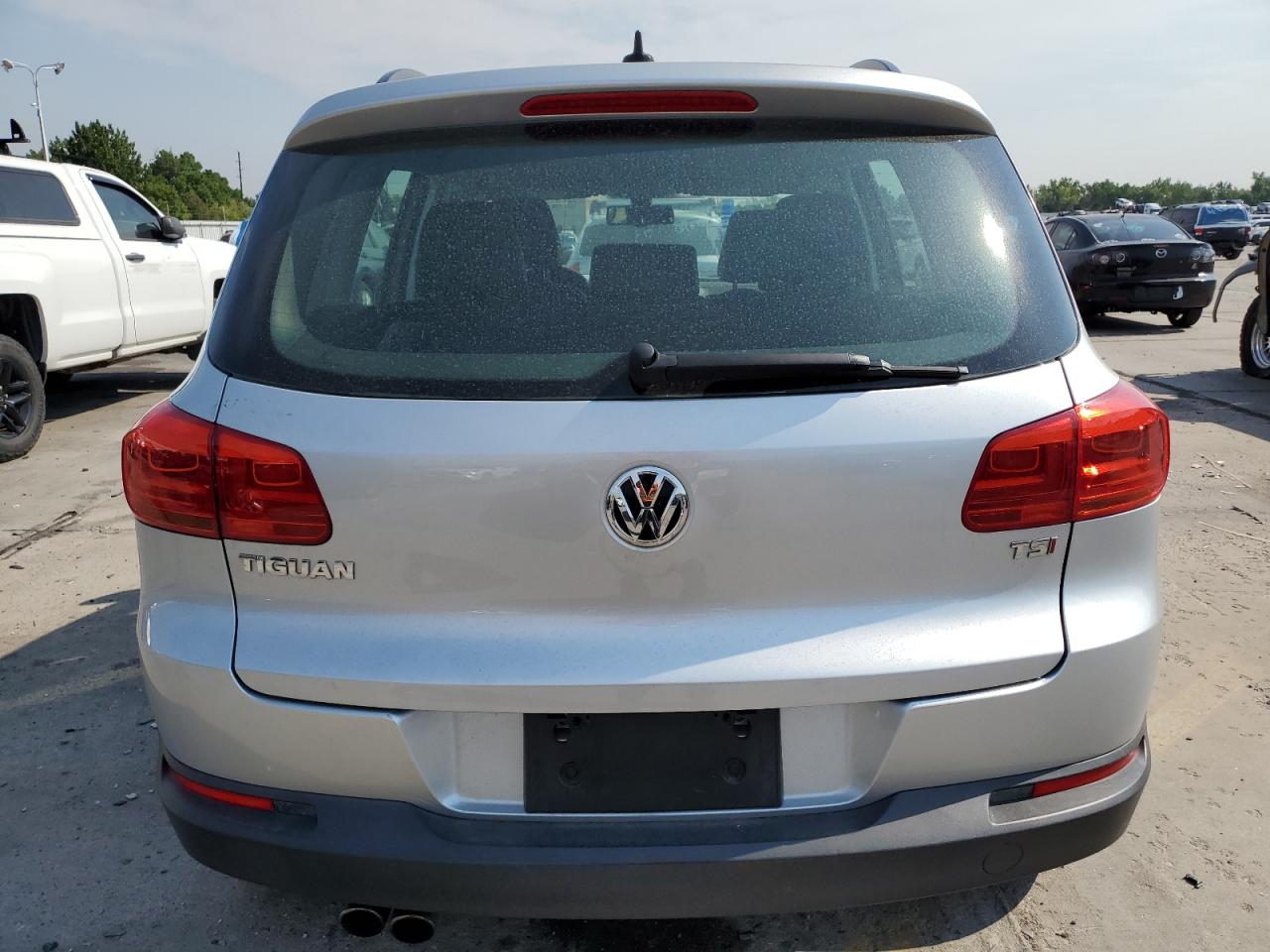 2017 Volkswagen Tiguan S VIN: WVGAV7AX4HK000380 Lot: 67418075