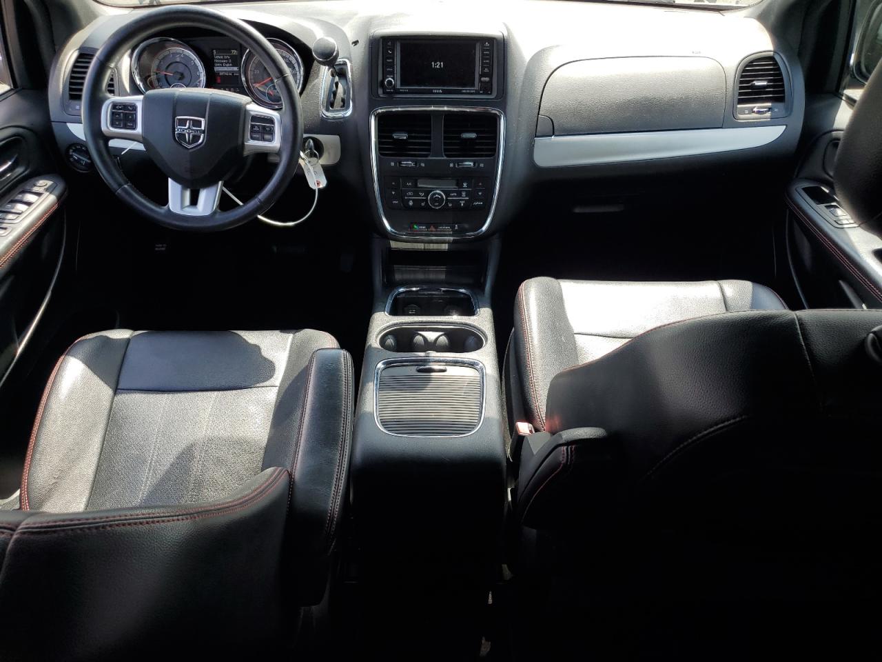 2016 Dodge Grand Caravan R/T VIN: 2C4RDGEG2GR349106 Lot: 70305195