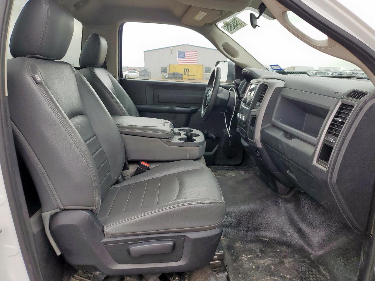 2015 Ram 1500 St VIN: 3C6JR6ATXFG665554 Lot: 70444905