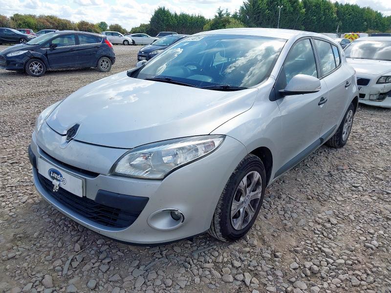 2011 RENAULT MEGANE BIZU