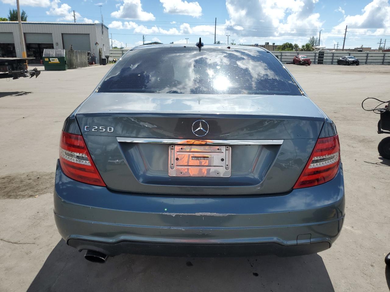 2012 Mercedes-Benz C 250 VIN: WDDGF4HB0CR218357 Lot: 69183135