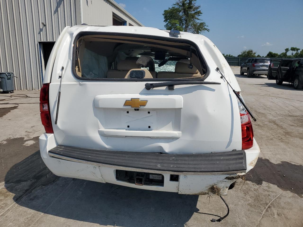 2012 Chevrolet Suburban K1500 Ltz VIN: 1GNSKKE75CR142422 Lot: 67745535