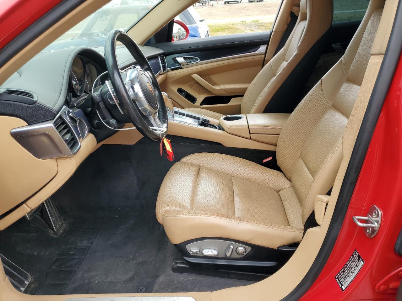 2016 Porsche Panamera 2 VIN: WP0AA2A70GL001361 Lot: 70026105