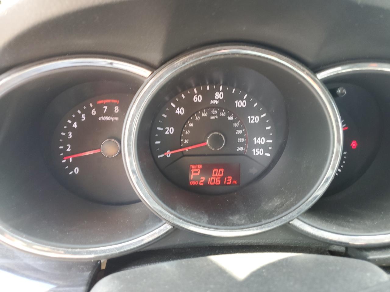 2013 Kia Sorento Lx VIN: 5XYKT3A15DG392773 Lot: 69376955