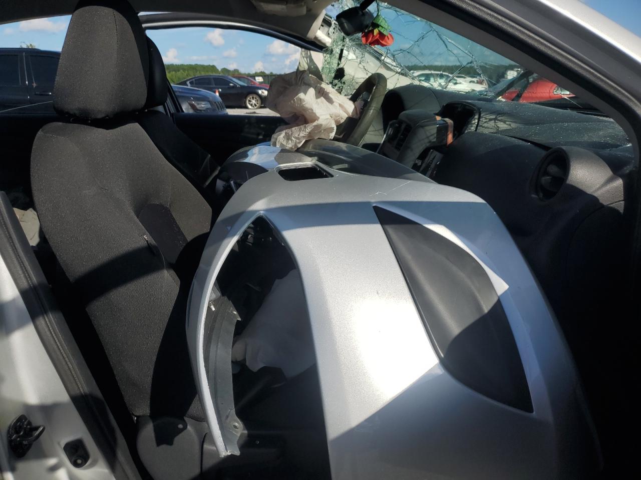 2018 Nissan Versa S VIN: 3N1CN7AP1JL835177 Lot: 68683075