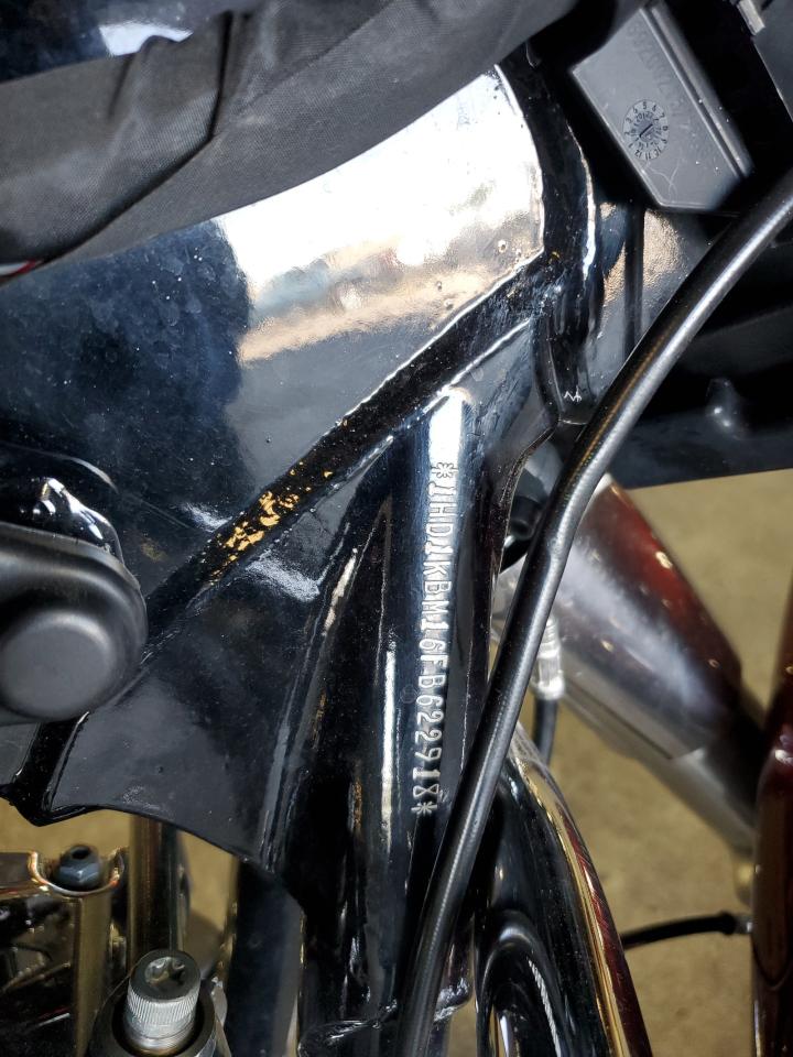 2015 Harley-Davidson Flhx Street Glide VIN: 1HD1KBM16FB622918 Lot: 69702575