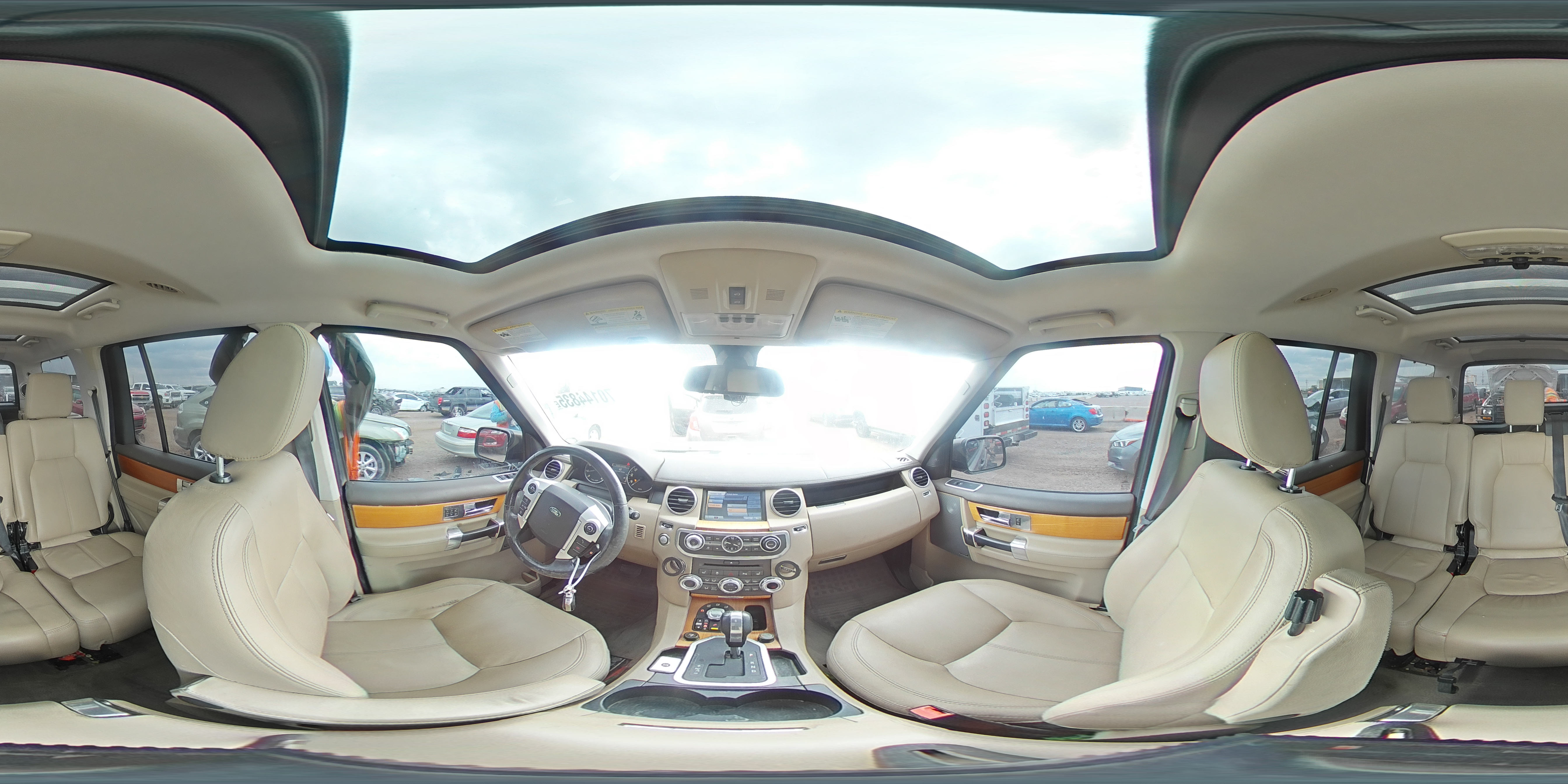 2011 Land Rover Lr4 Hse Luxury VIN: SALAK2D43BA556509 Lot: 70144835