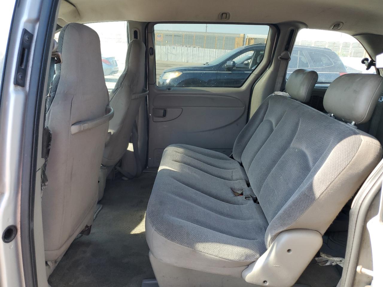 2002 Dodge Caravan Se VIN: 1B4GP25362B708265 Lot: 68397155
