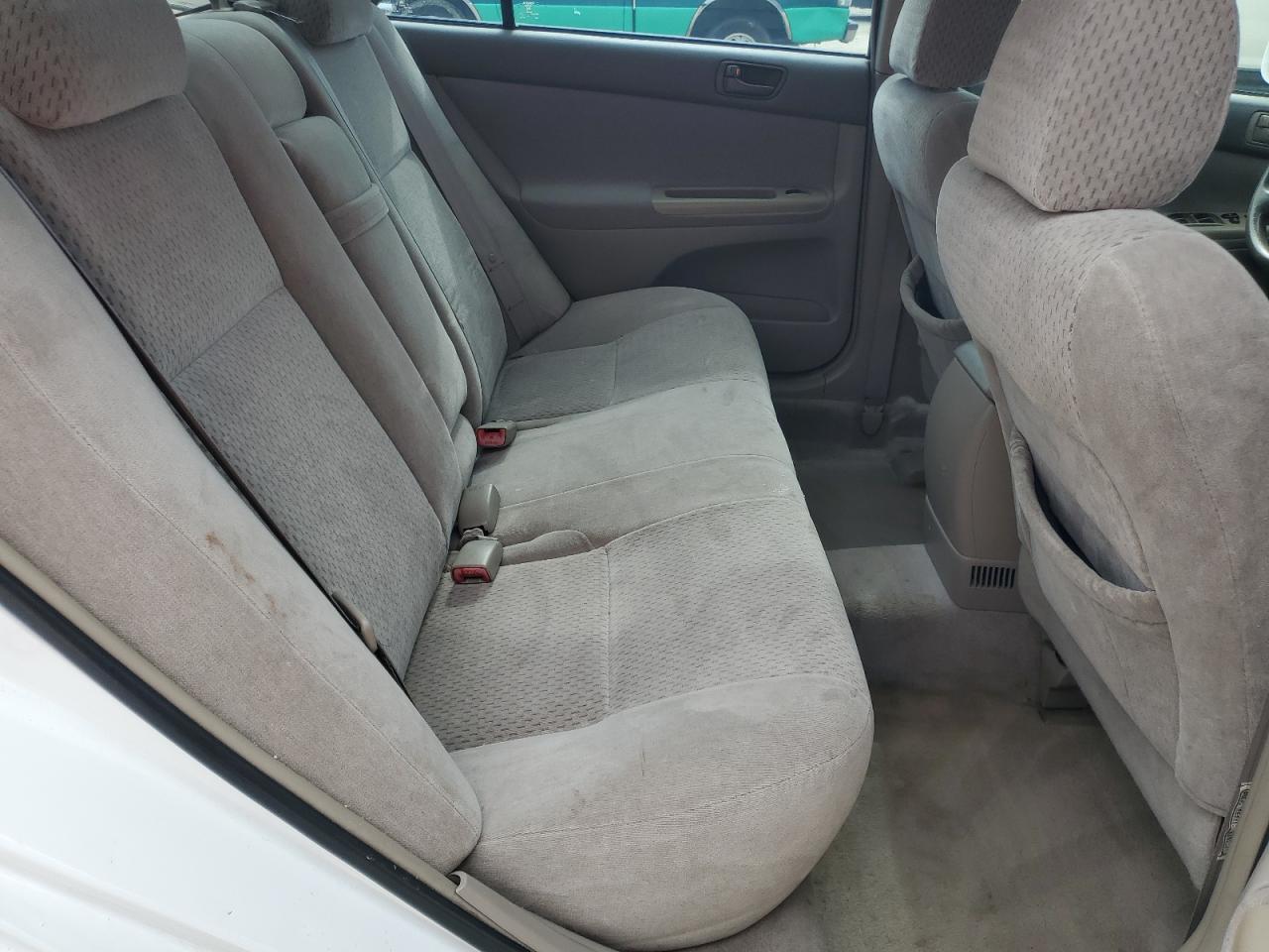 2004 Toyota Camry Le VIN: 4T1BE32K34U277942 Lot: 69927855