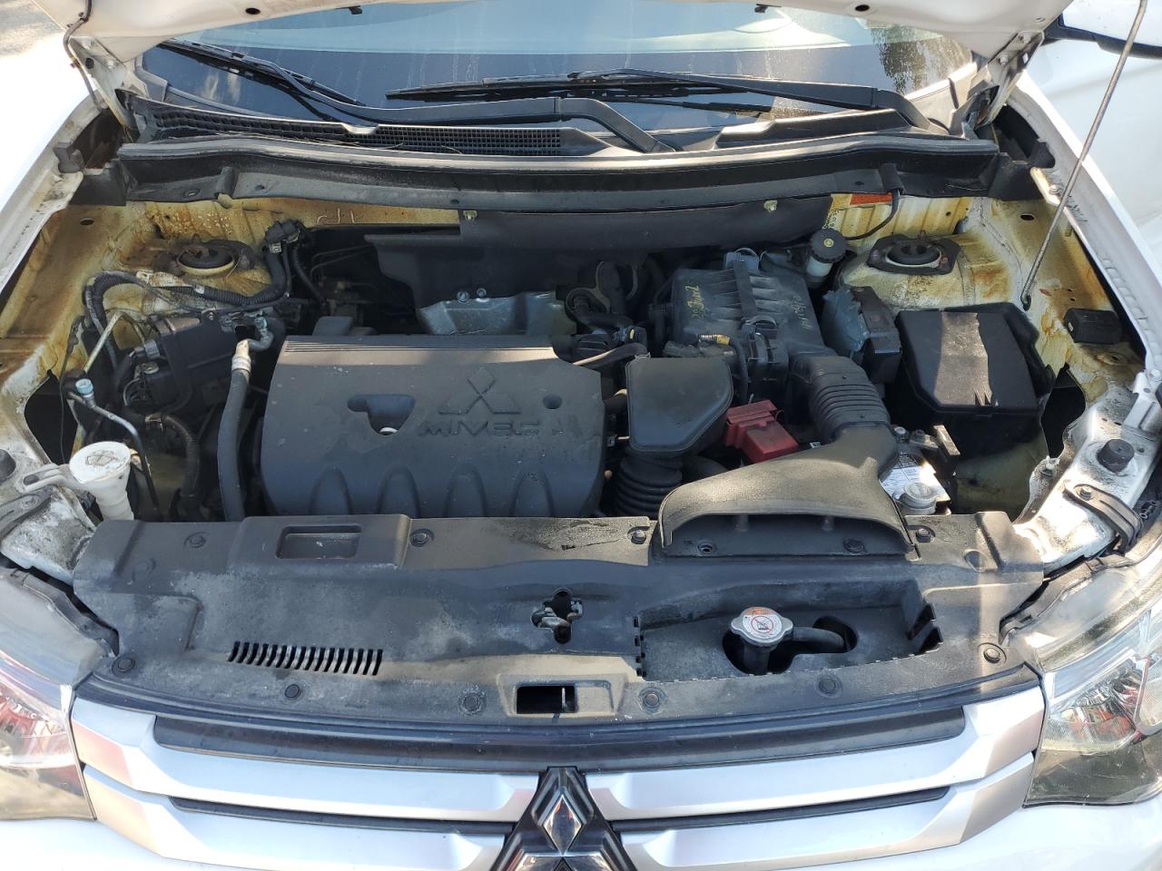 2015 Mitsubishi Outlander Es VIN: JA4AZ2A31FZ603603 Lot: 69645395