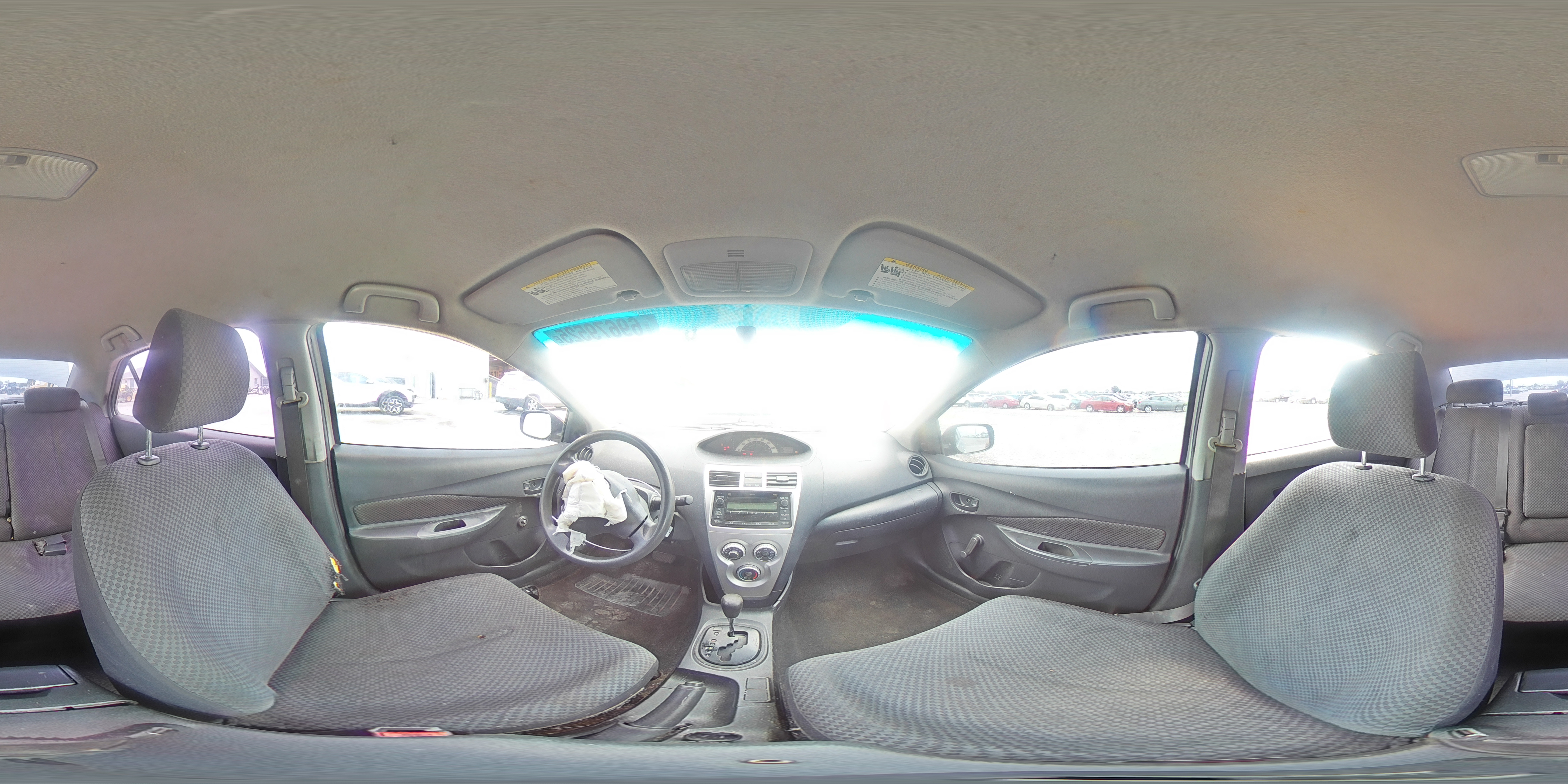 2007 Toyota Yaris VIN: JTDBT923471063649 Lot: 69679525