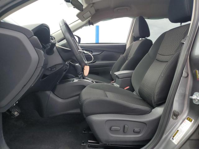  NISSAN ROGUE 2017 Серый