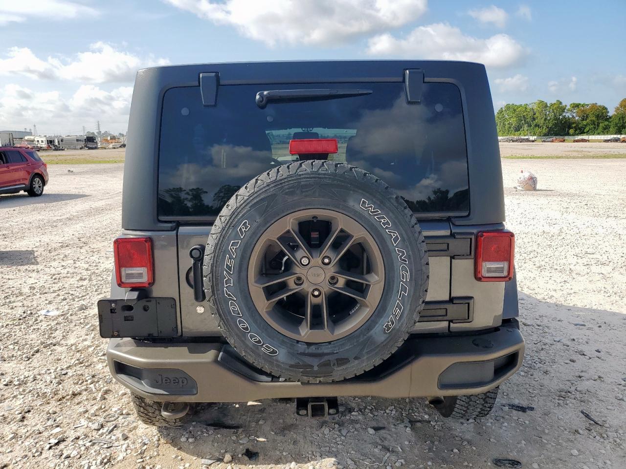 2016 Jeep Wrangler Unlimited Sahara VIN: 1C4BJWEG4GL319568 Lot: 70774155