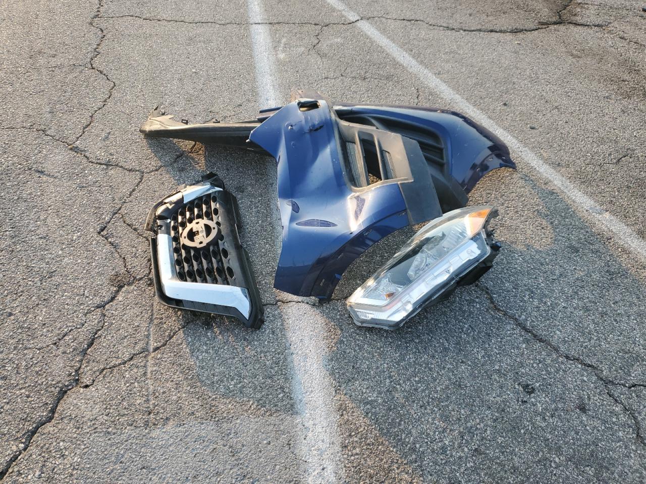 3N1CP5CU2KL505860 2019 Nissan Kicks S