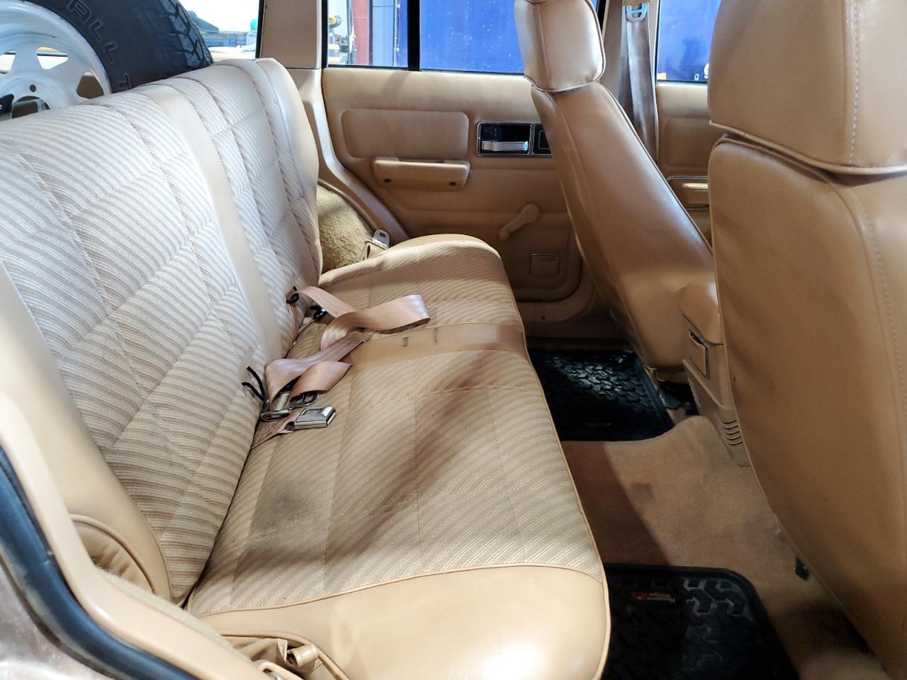 1988 Jeep Cherokee Pioneer VIN: 1JCML7821JT109315 Lot: 67183245