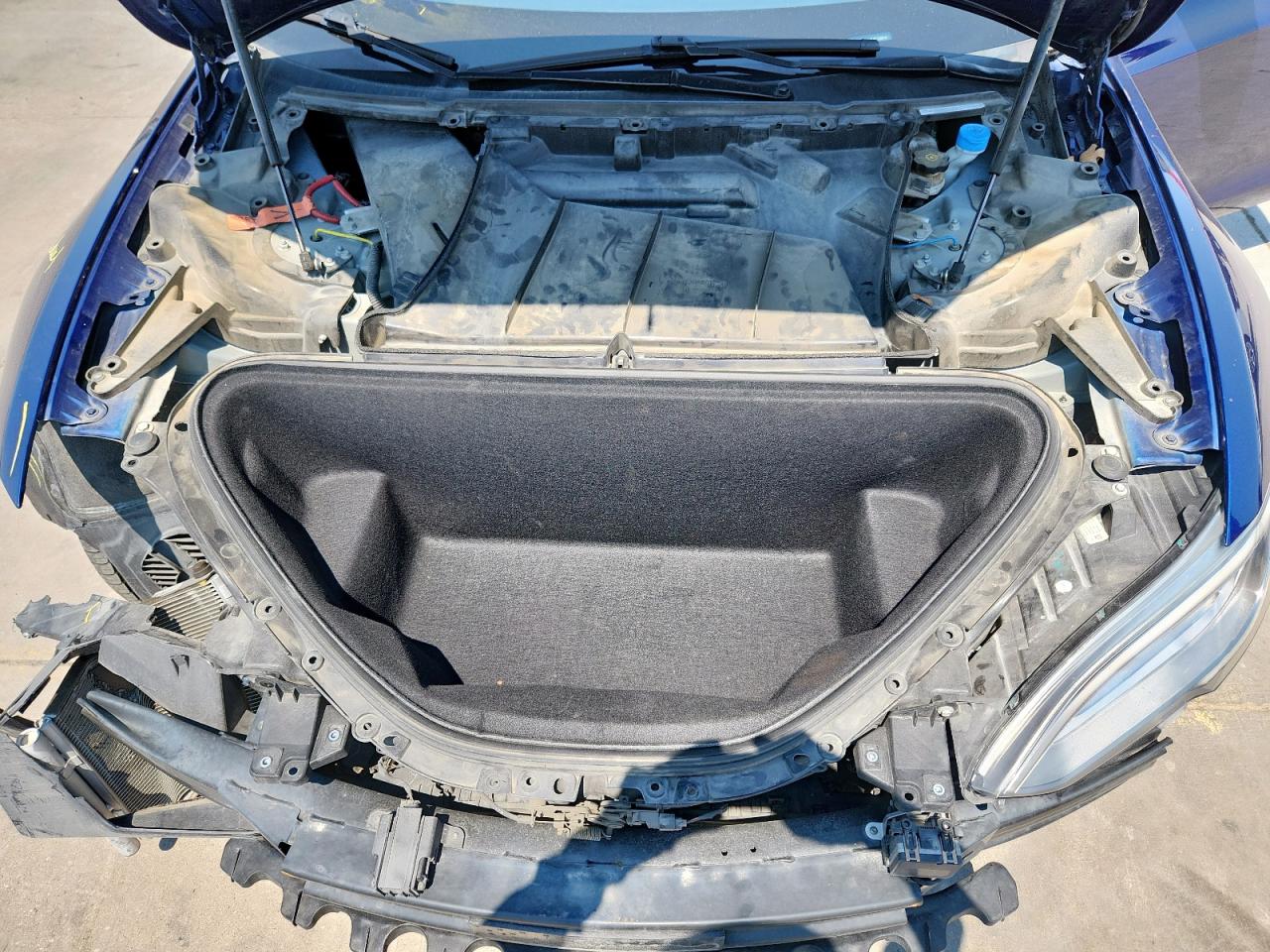 2016 Tesla Model S VIN: 5YJSA1E26GF169876 Lot: 70015195