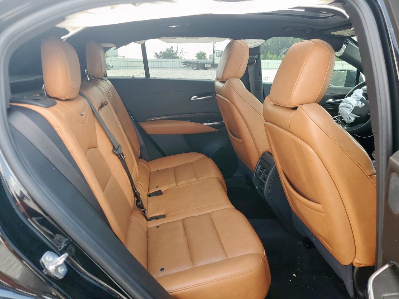 2022 Cadillac Xt4 Premium Luxury VIN: 1GYFZCR40NF107412 Lot: 70003865